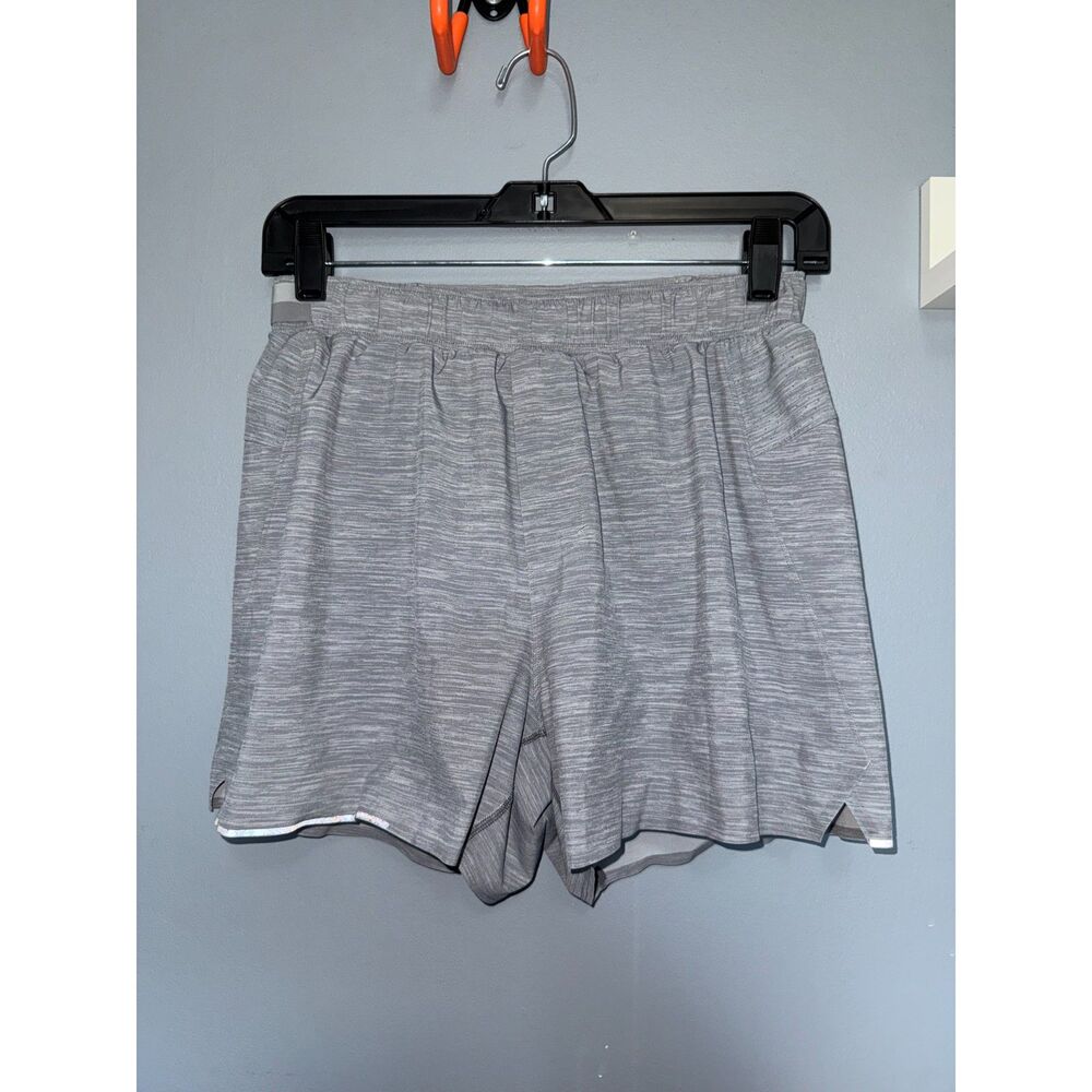 Men's Lululemon Grey Surge 4" Lined, Ventilated Shorts | Size Small | Activewear
